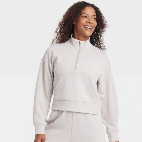 NWT “ALL IN MOTION” women’s half zip sweatshirt, size medium - Picture 1 of 7